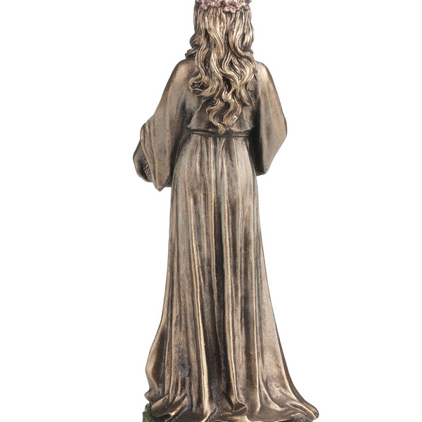 Idunn The Norse Goddess of Apple and Youth