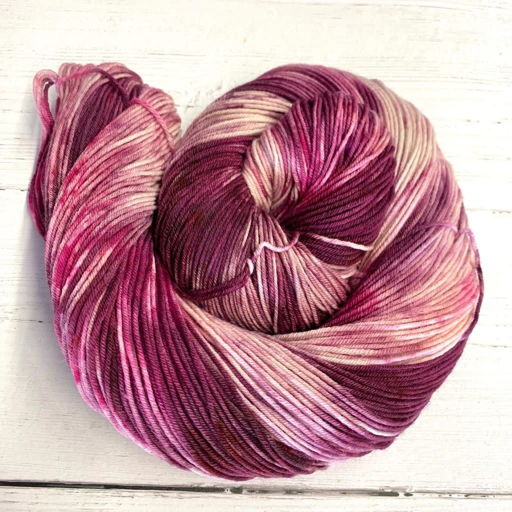 knitted wit HerStory 2021