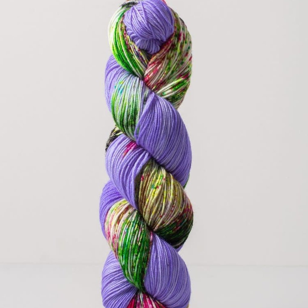 Urth Gusto Wool Carmen