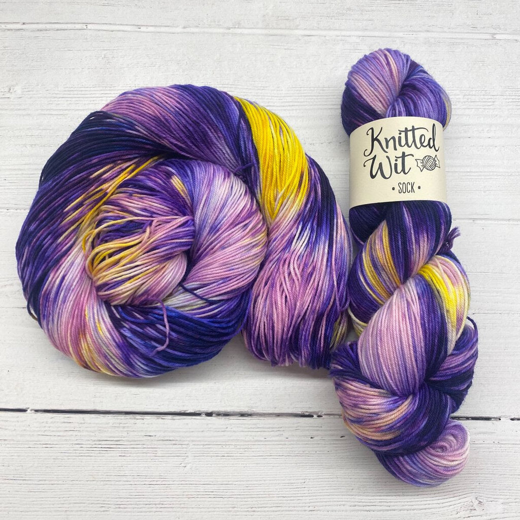 knitted wit KW HerStory 2024