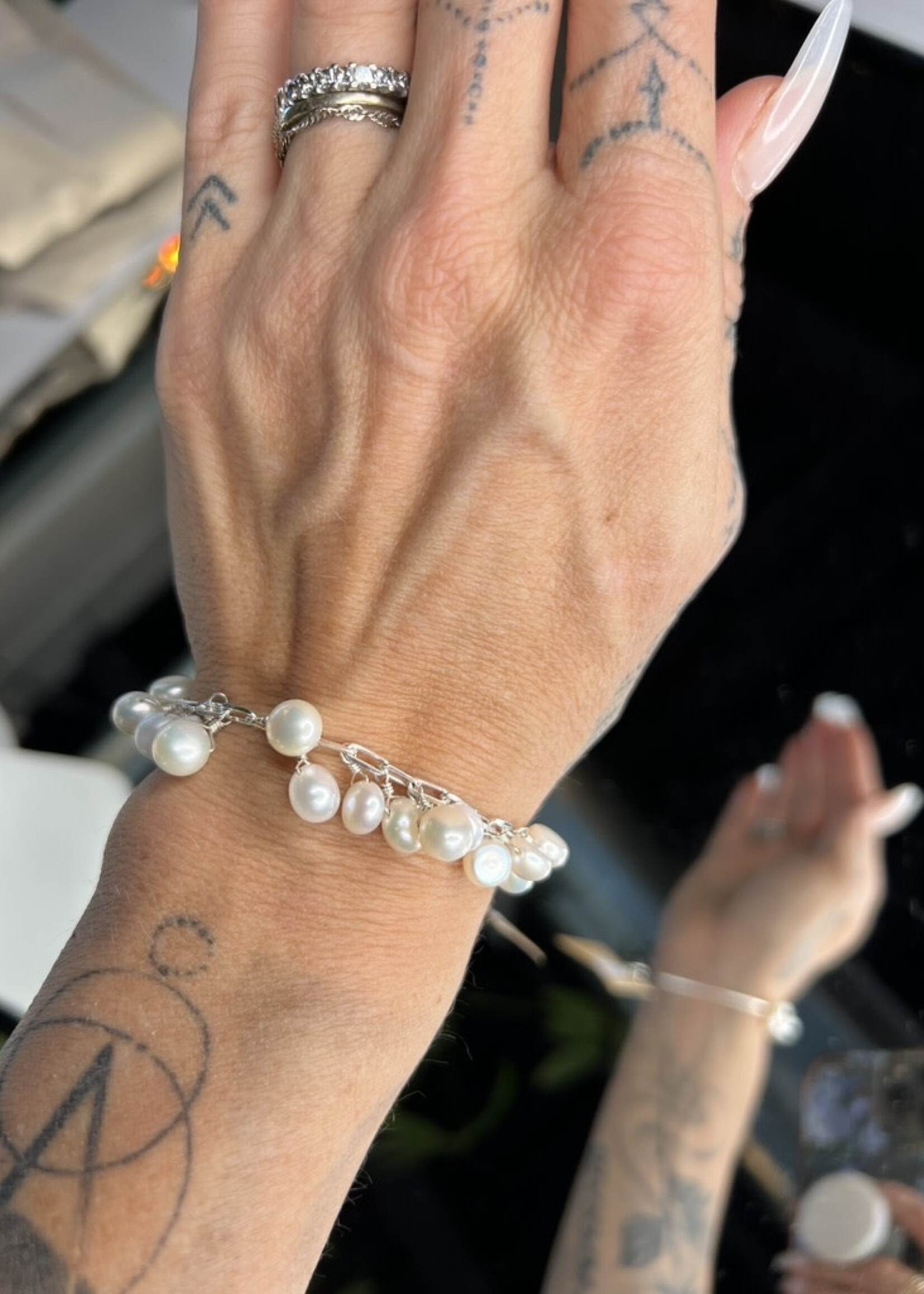 Lula  Pearl Bracelet