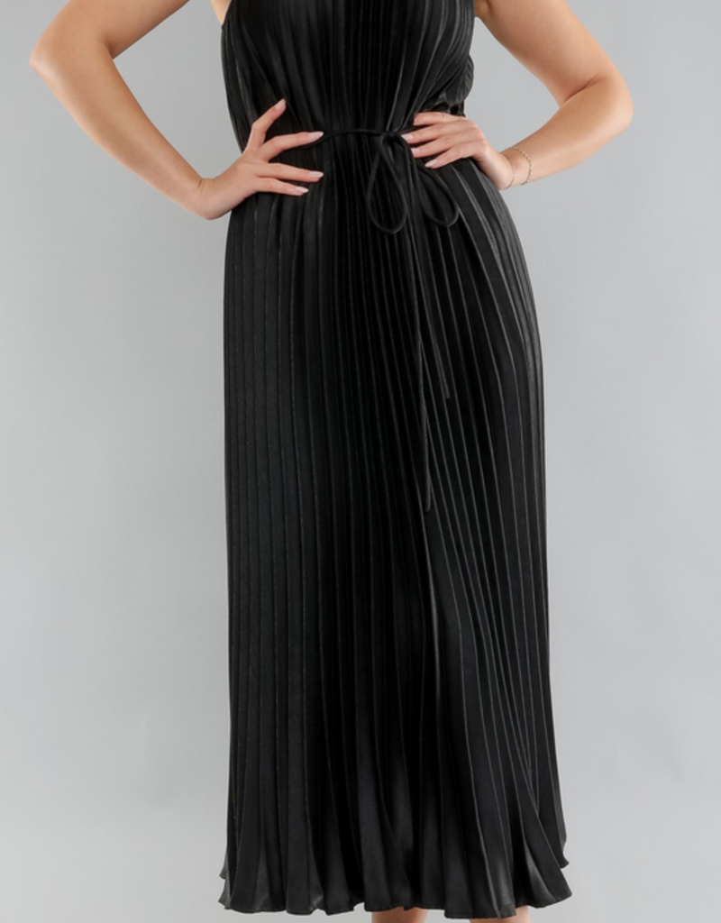 Mock Neck Pleated Dress