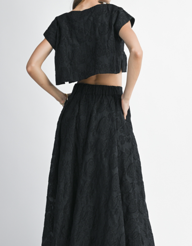 Black Crepe Crop
