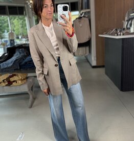 Elite Blazer