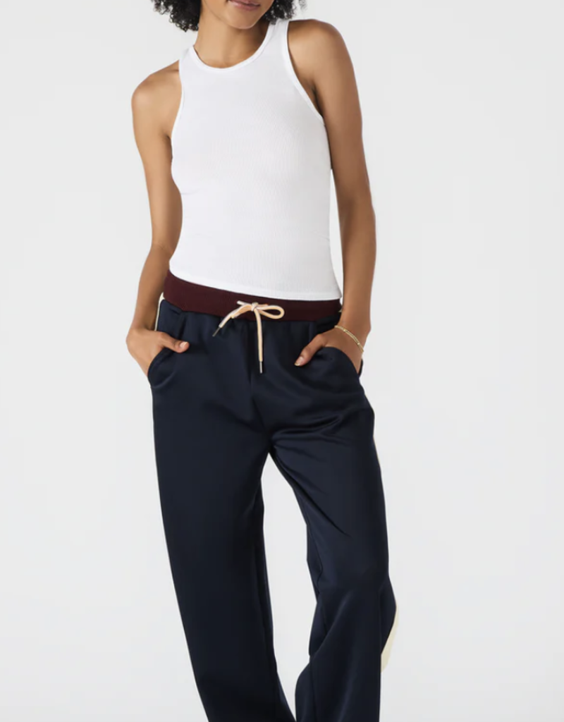 Daisy Track Pant