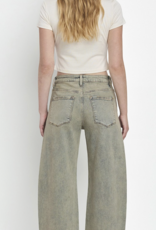 Curvy Barrel Denim