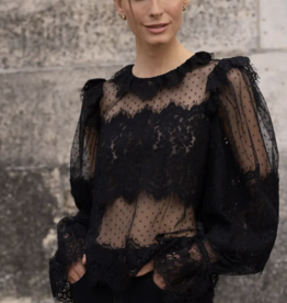 Victoire blouse with lace Peter Pan collar