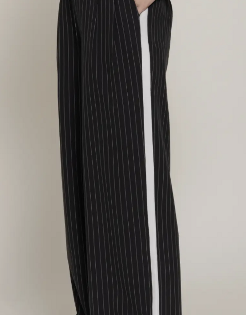 Side Stripe Pant
