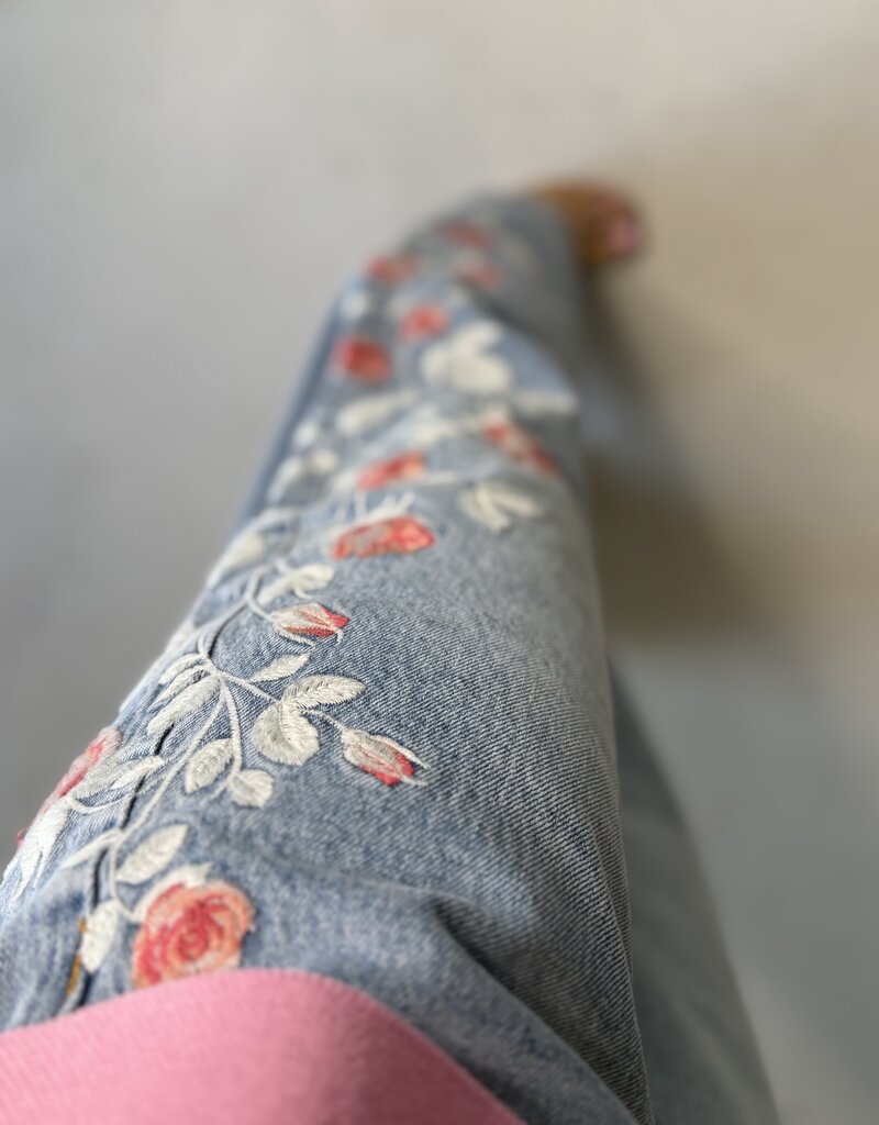 HIGH RISE BARREL LEG