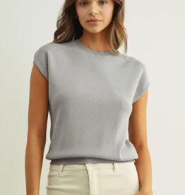Round Neck Cap Short Sleeve Knit Top
