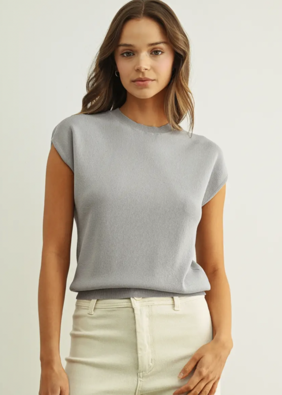 Round Neck Cap Short Sleeve Knit Top