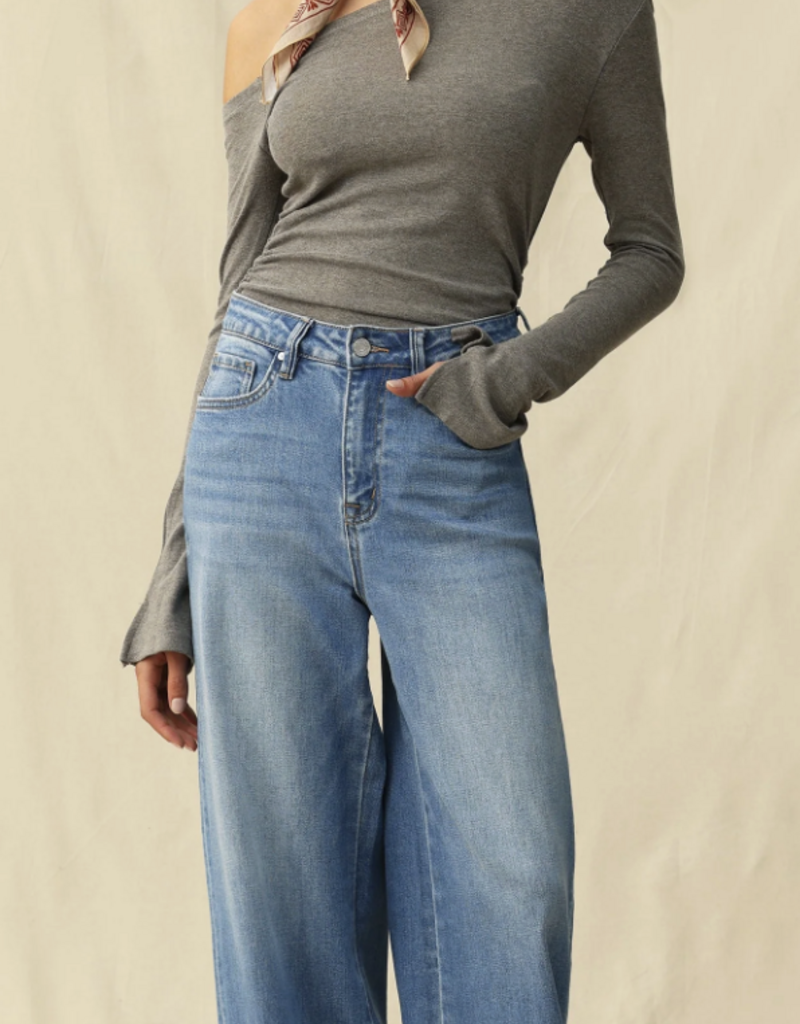 Cuff Embroidered Denim