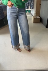 Cuff Embroidered Denim