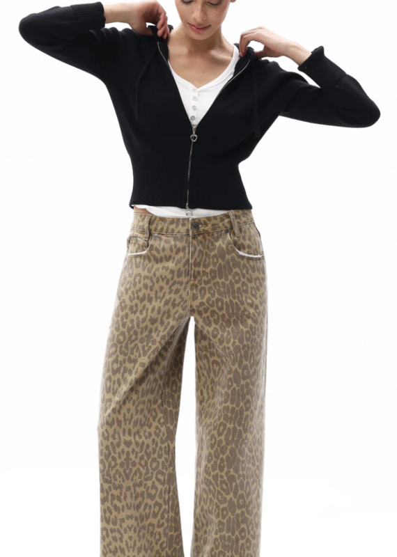 Mid Rise Leopard Straight Denim