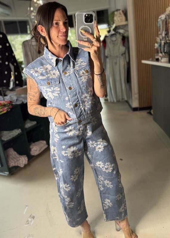 Denim Floral Barrel Jean
