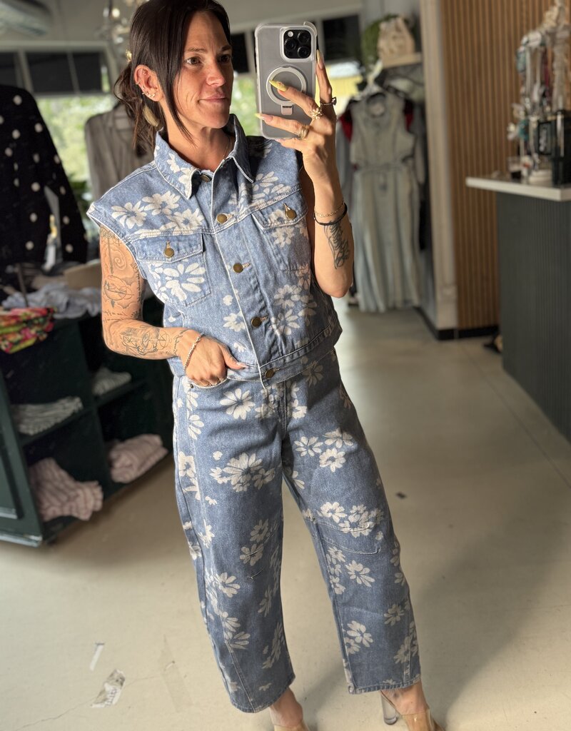 Denim Floral Barrel Jean