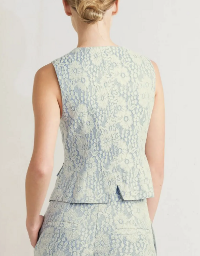 Bond Lace Vest