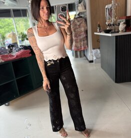 Eyelet Scallop Top