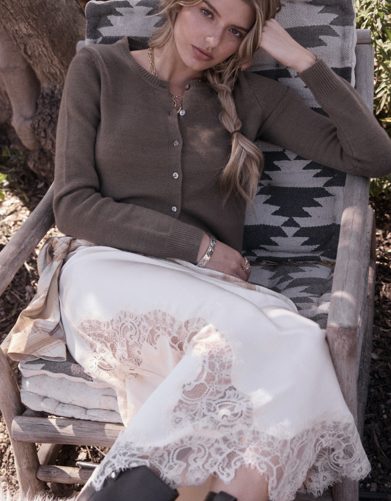 MIXED LACE MIDI SKIRT