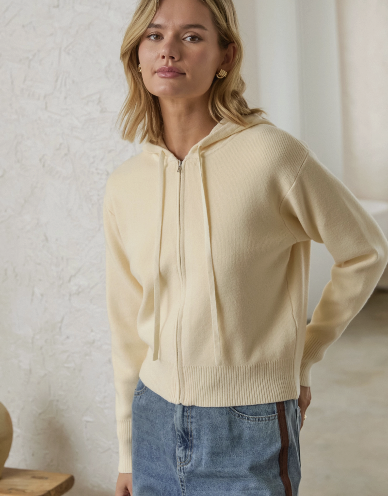 Zip-up hooded sweater