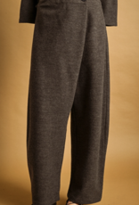 UNBALANCED BUTTON PLACE PANTS