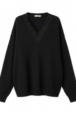 LONG SLEEVE LACE CONTRASTED KNIT TOP