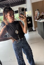 Cut Out Jeans