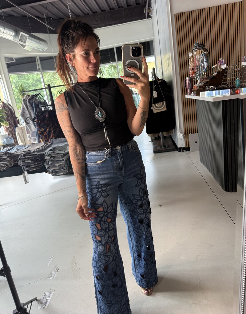 Cut Out Jeans