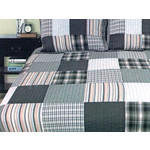 Checkmate Quilt/Shams, Queen (Peace)