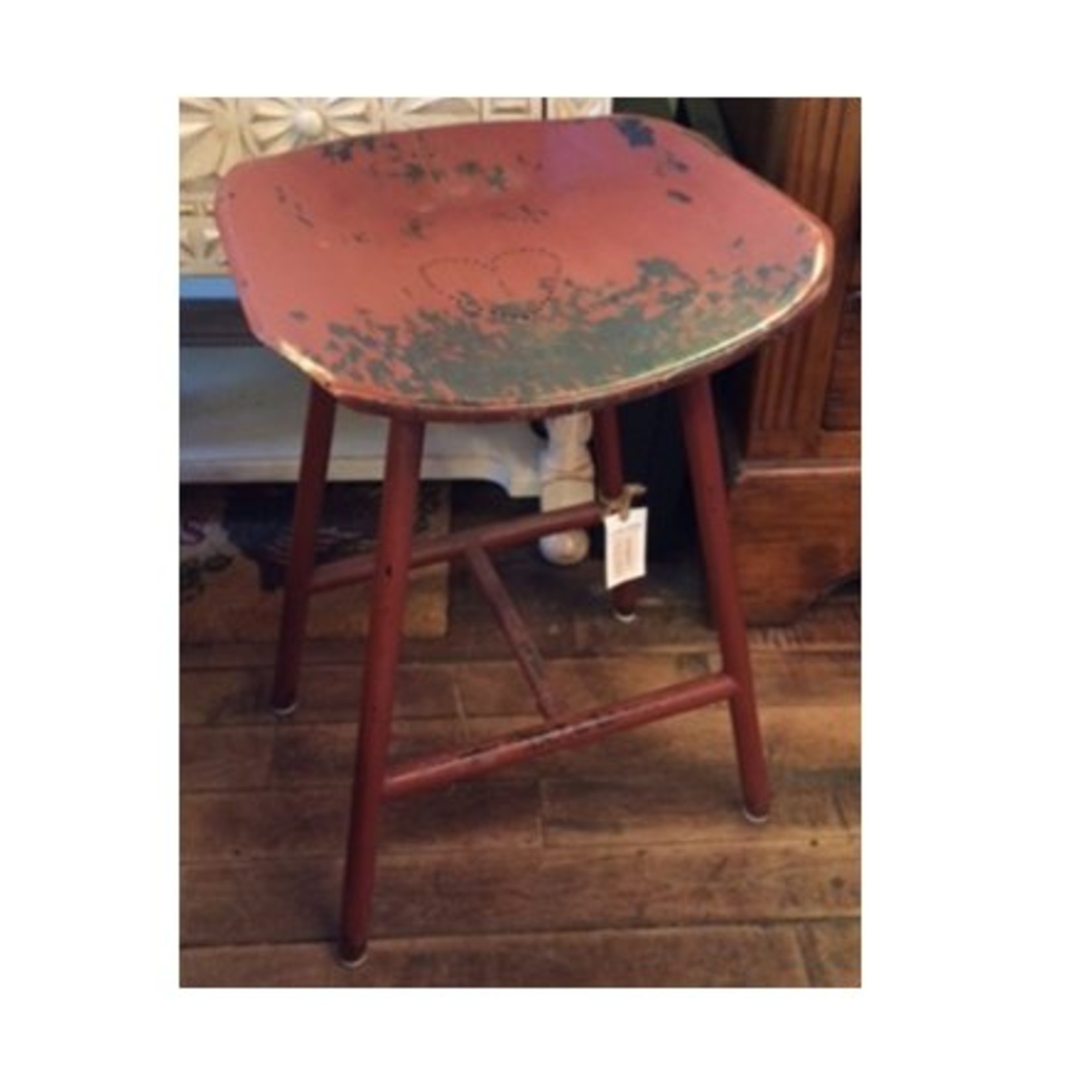 Red Distressed Heart Tractor Seat Stool