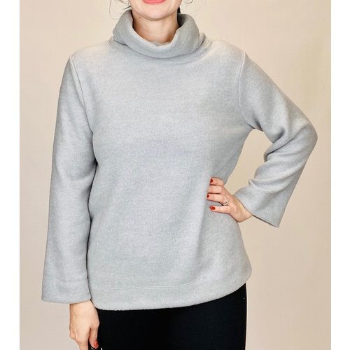 Nally & Millie Silver Turtleneck Nally & Millie Silver Turtleneck
