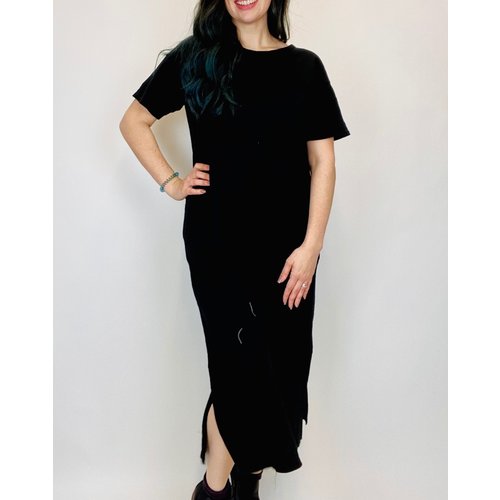 Mod-o-doc Mododoc S/S Midi T Shirt Dress BLK Mod-o-doc Mododoc S/S Midi T Shirt Dress BLK