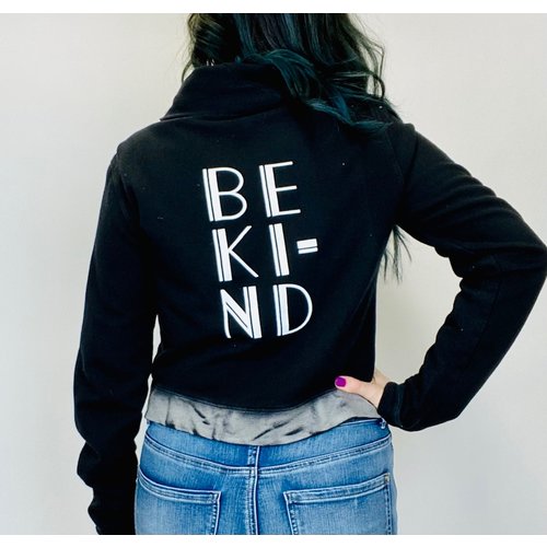 GOOD HYOUMAN Good Hyouman Alyssa Be Kind Blk Sand GOOD HYOUMAN Good Hyouman Alyssa Be Kind Blk Sand