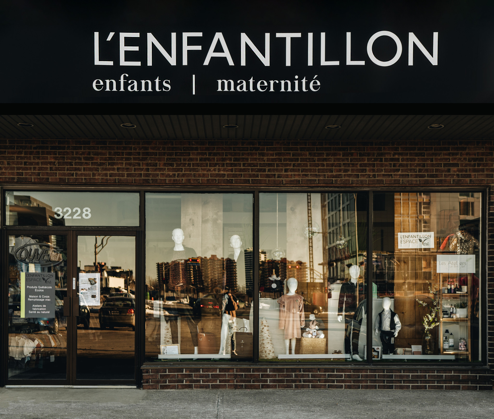 About Us Boutique L Enfantillon