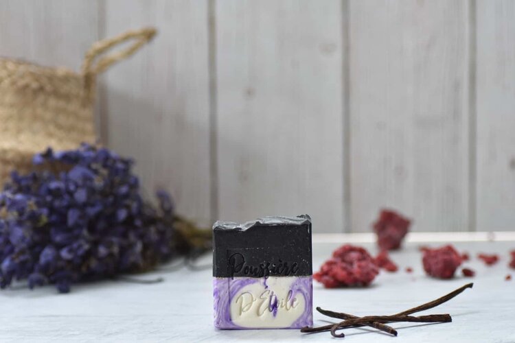 Poussière d'étoile Savon-Laurence Poussière d'Étoile Framboise Noire et Vanille