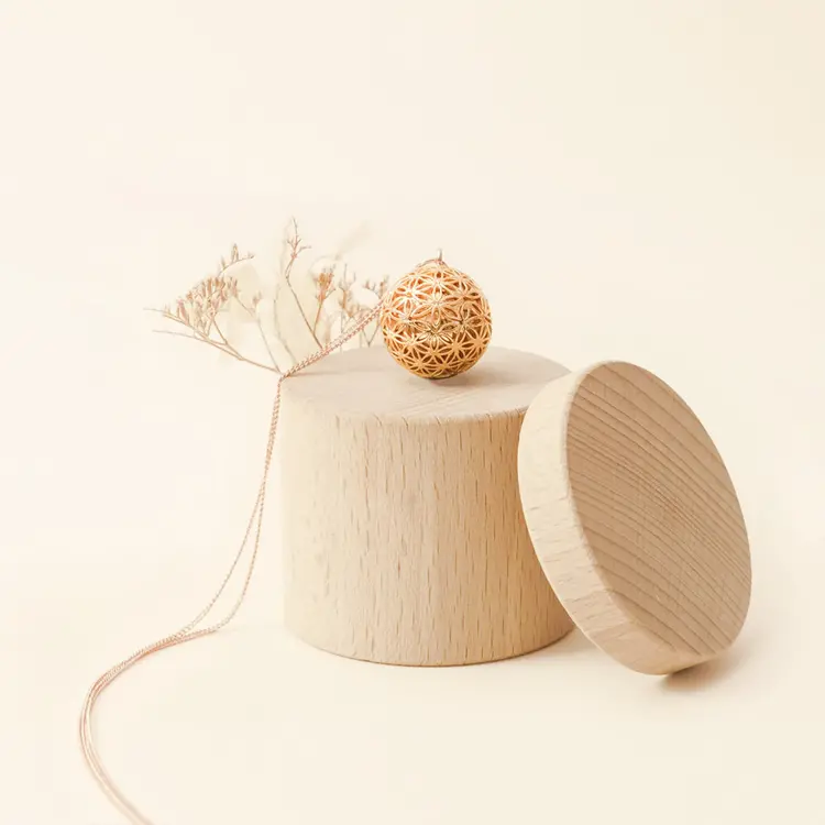 Ilado Bola Fleur de Vie sur Chaine Ilado