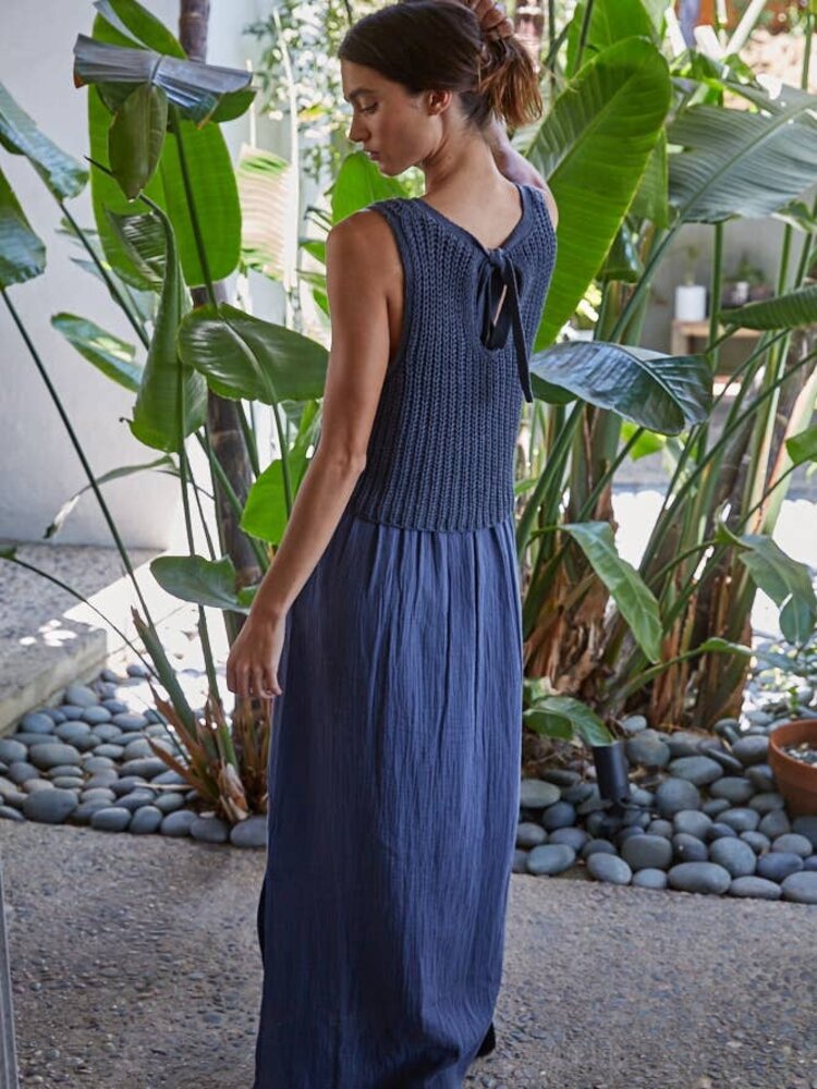 By Together Robe Midi Évasée sans Manches By Together