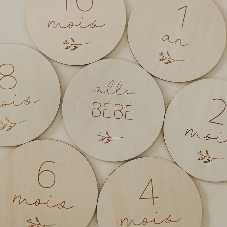 Le Petit Tableau Noir Pastille de Bois Script Le Petit Tableau Noir