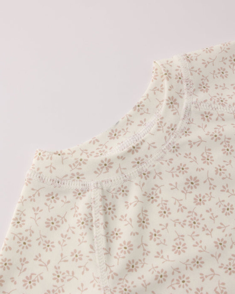 QUINCY MAE Quincy Mae Girls Rashguard Top