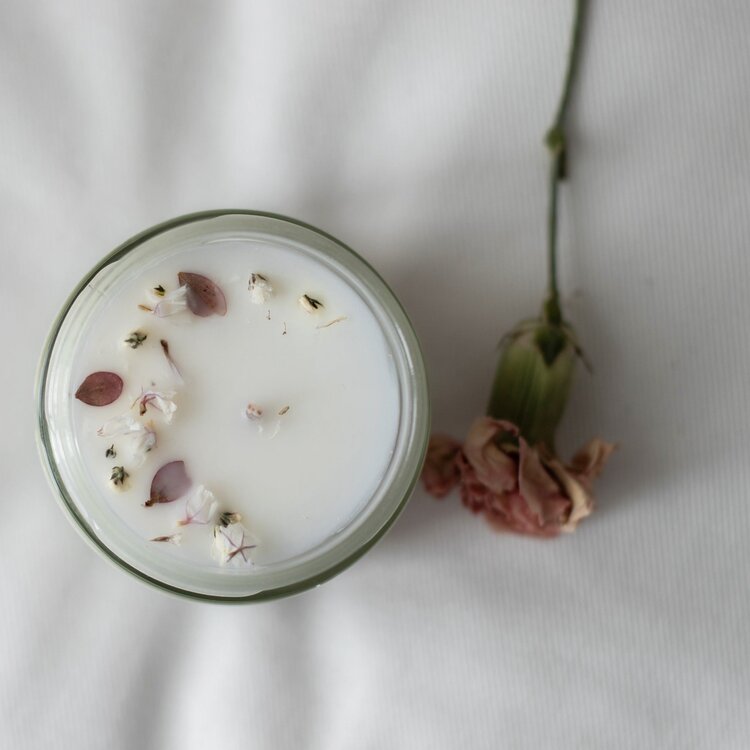 Lovli Lovli Candle
