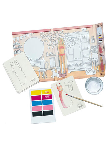 Egmont Toys Egmont Magnetic Art Dress-Up
