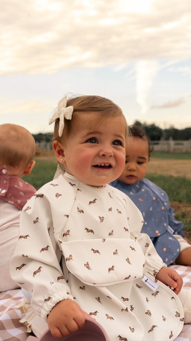 Micasso & Co Micasso Waterproof Long-Sleeve Bib