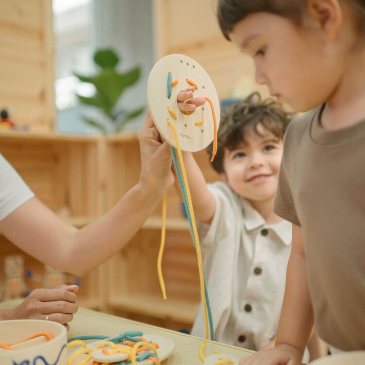 Plantoys Canada Tableaux à Lacer en Bois Plantoys Canada