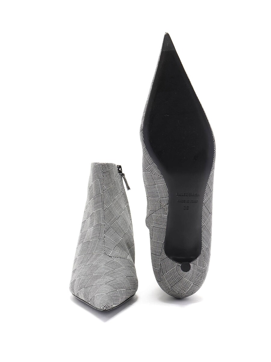 BALENCIAGA Bottes a la cheville en laine a carreaux Knife