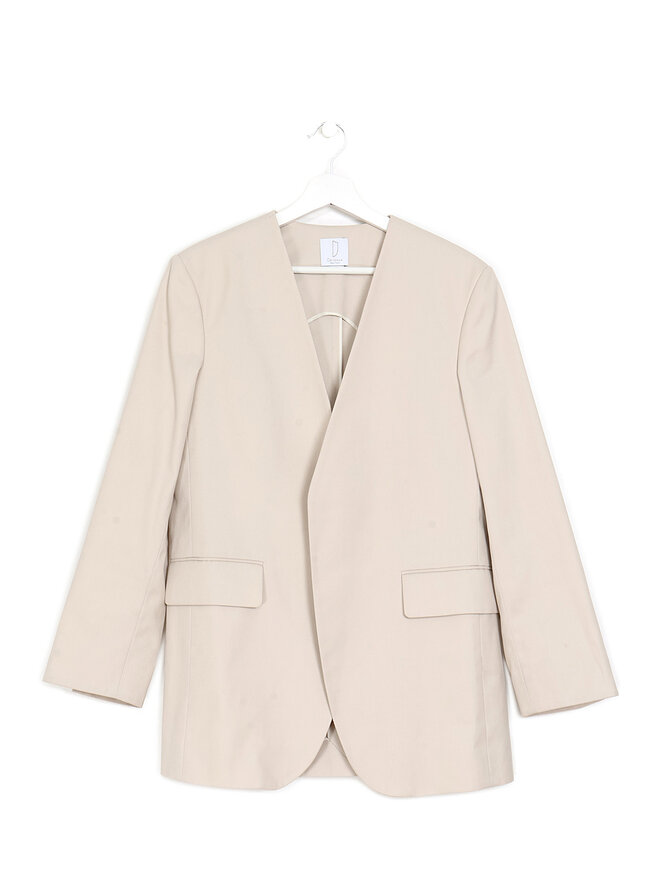 Deveaux Ivory Oversized Collarless Blazer