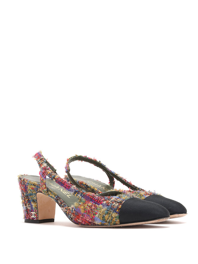 CHANEL Slingbacks en Tweed