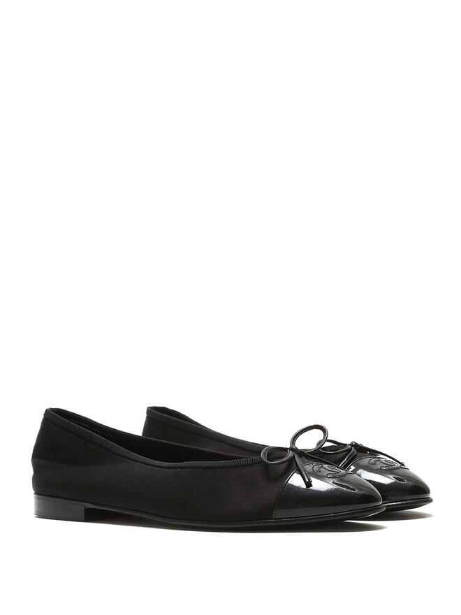 CHANEL Ballerines en Cuir Verni Chanel