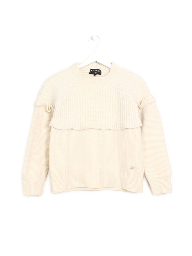 CHANEL Pull ivoire à détails de volants