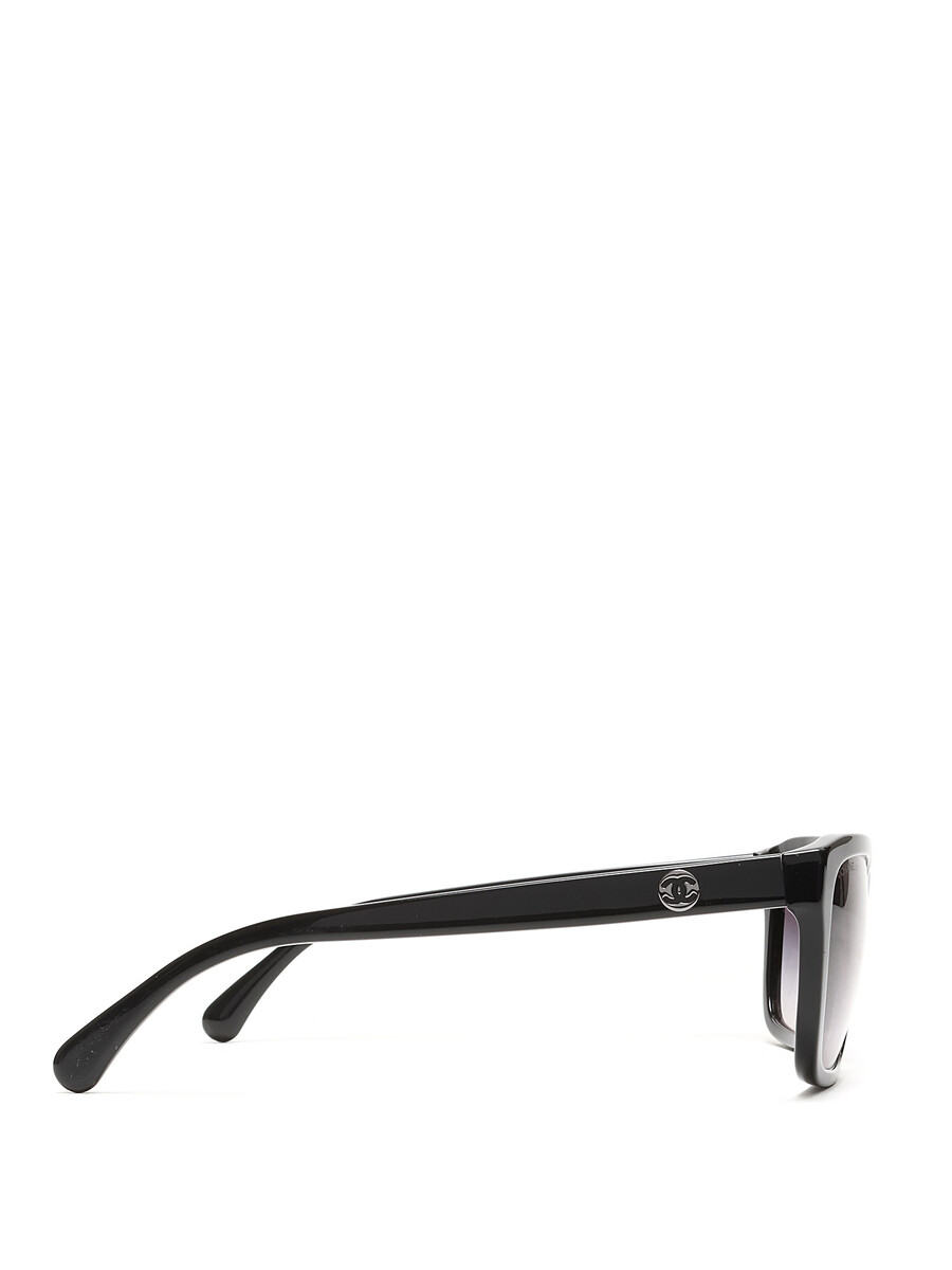 CHANEL Wayfarer Sunglasses with Silver Logo | RUSE