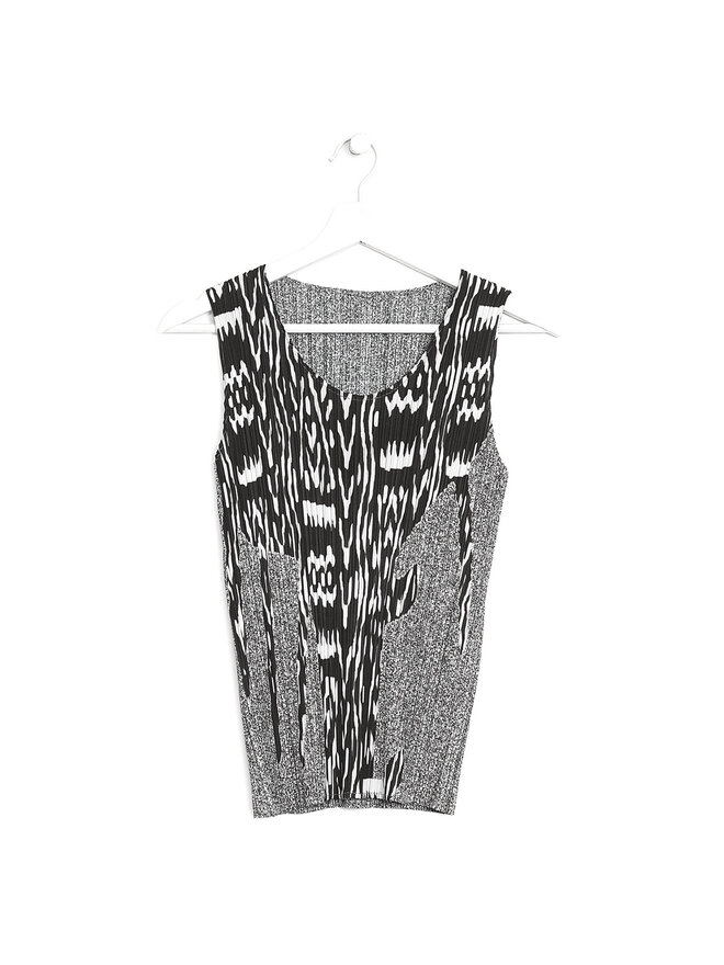 PLEATS PLEASE Geometric Pattern Sleeveless Top